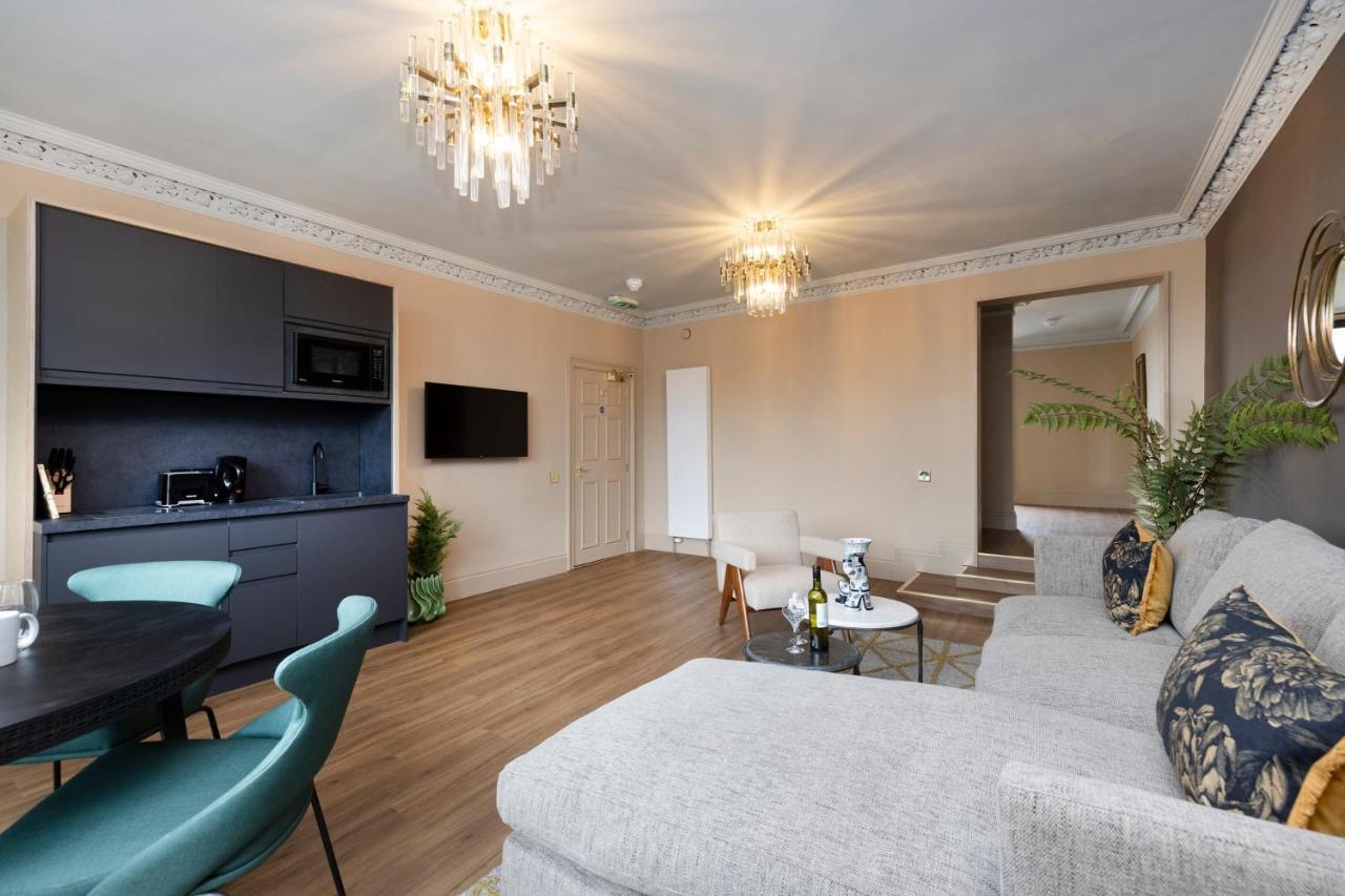 30 Castle Street Deluxe Apart-hotel