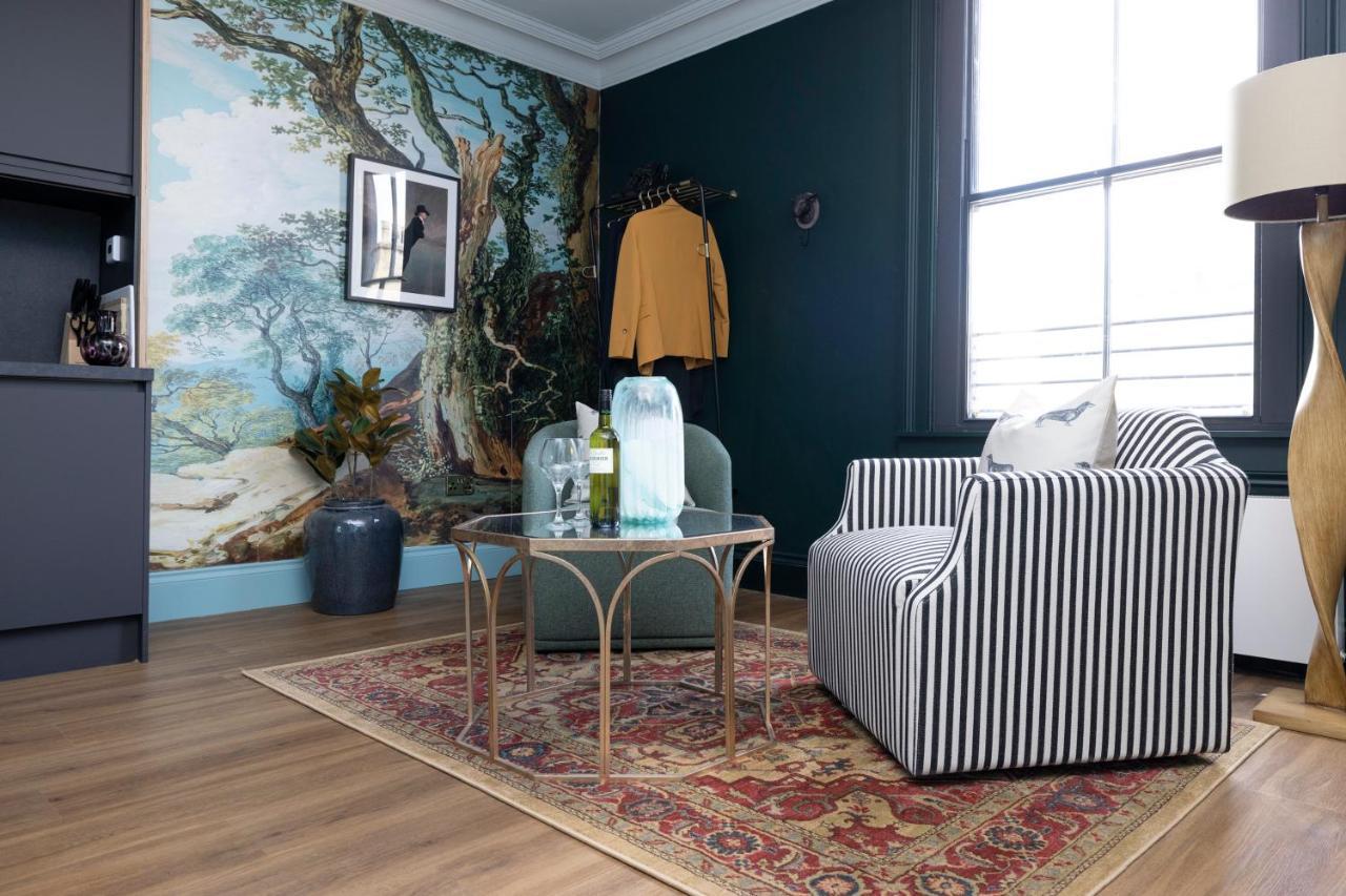 30 Castle Street Deluxe Apart-hotel